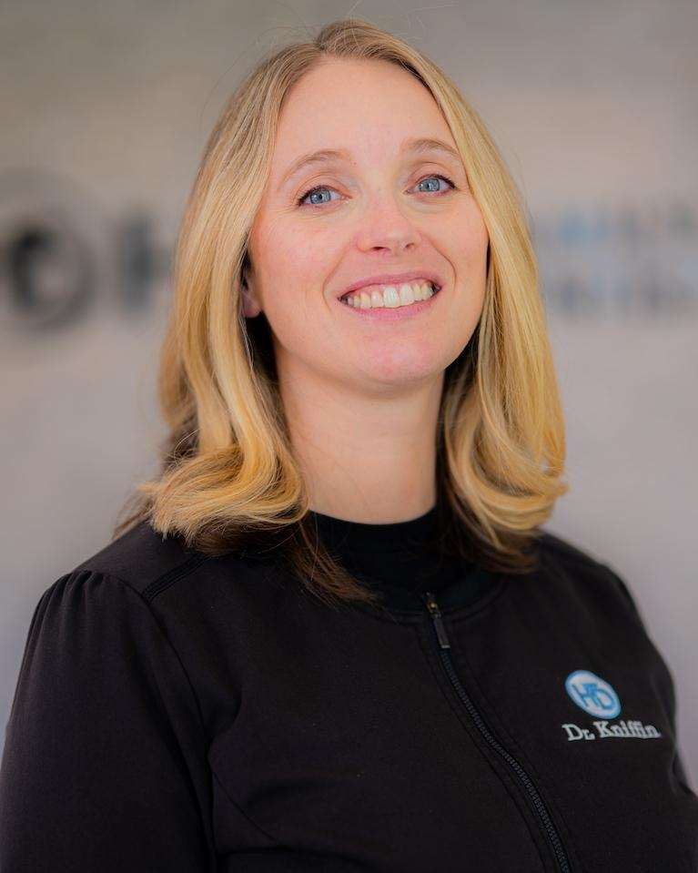 Dr. Nicole Kniffin